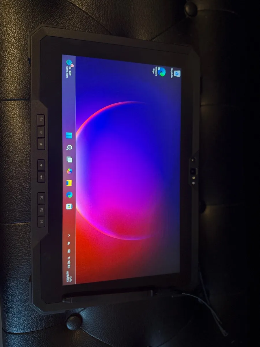 Dell Latitude 7220 Rugged Military Grade Tablet i7 - Image 4