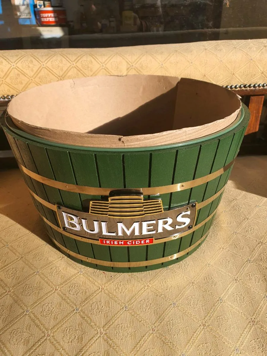 Bar stuff - Image 1