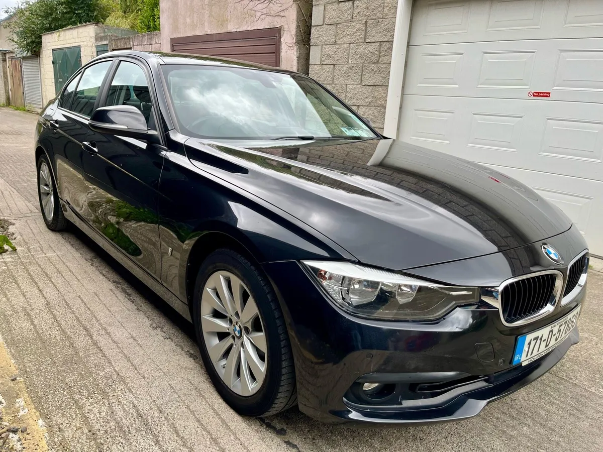BMW 330e PHEV low mileage - Image 2