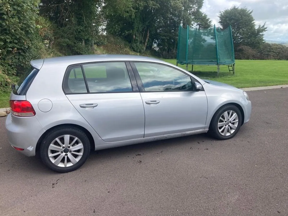 2012 Volkswagen Golf - Image 3