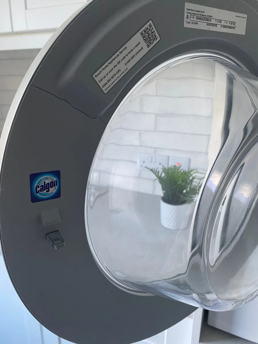 Bosch Series 4 Washing machine - Image 3