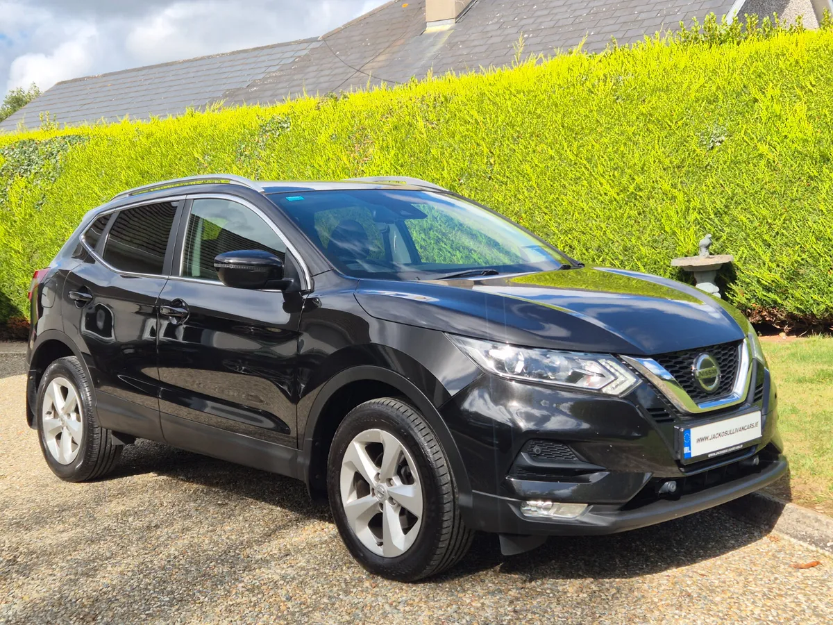 182'NISSAN QASHQAI 1.5 DCI - High spec - Image 2