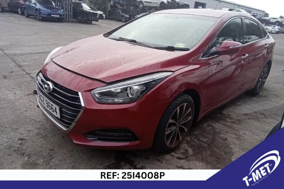 2016 HYUNDAI I40 BREAKING FOR PARTS - Image 1