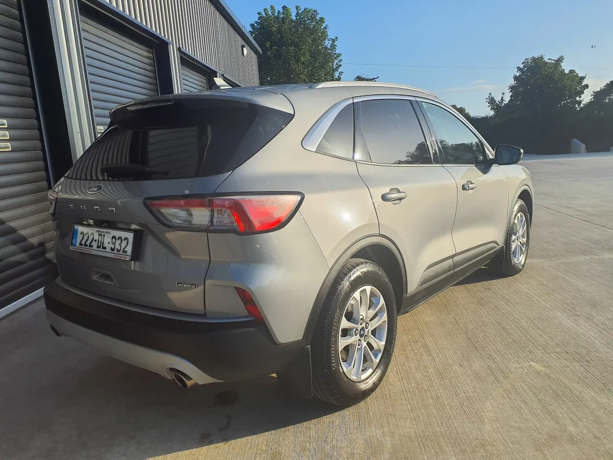 2022 Ford Kuga Titanium Hybrid - Image 2