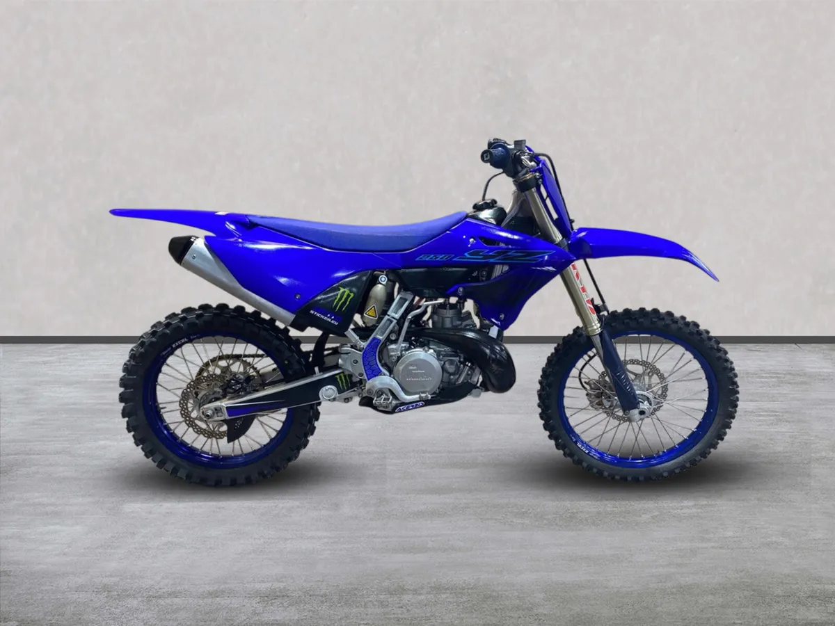 Yamaha YZ 250LC MX (24MY), LOW Hours - Image 1