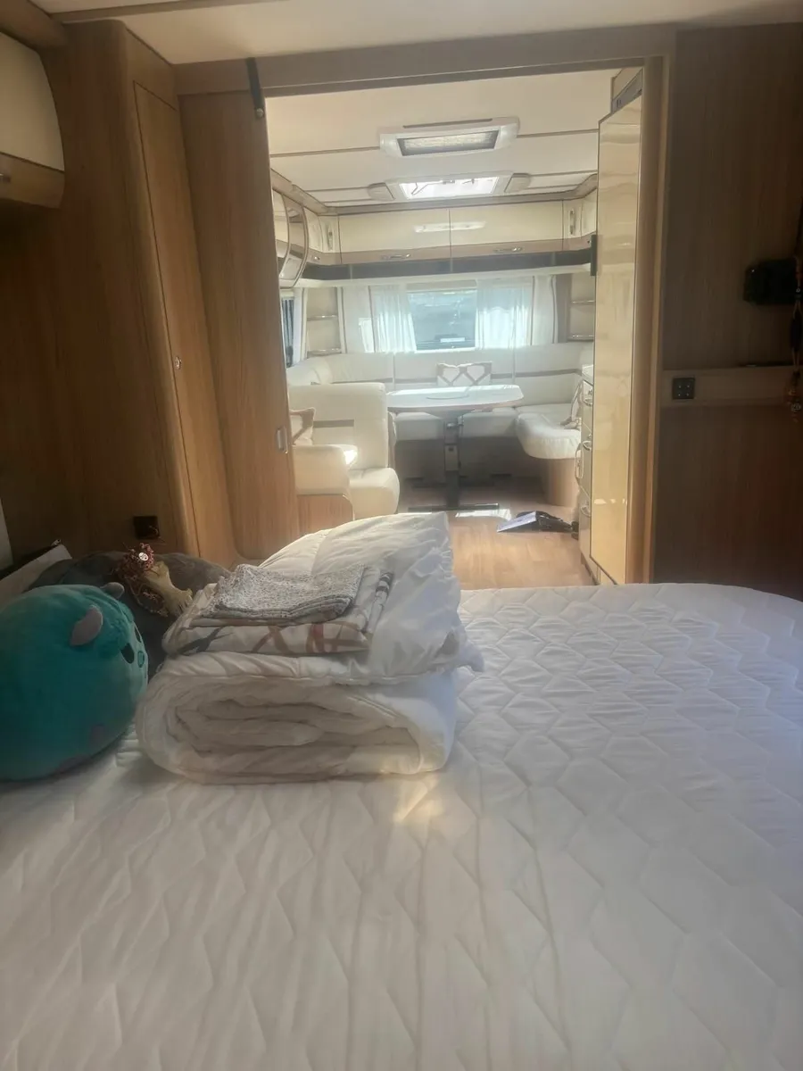 2023 Exquisite Vip Caravan - Image 4