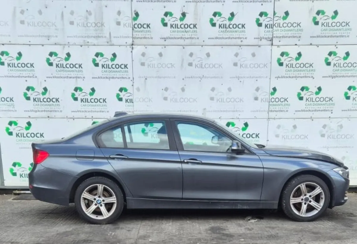 2013 BMW 3 SERIES