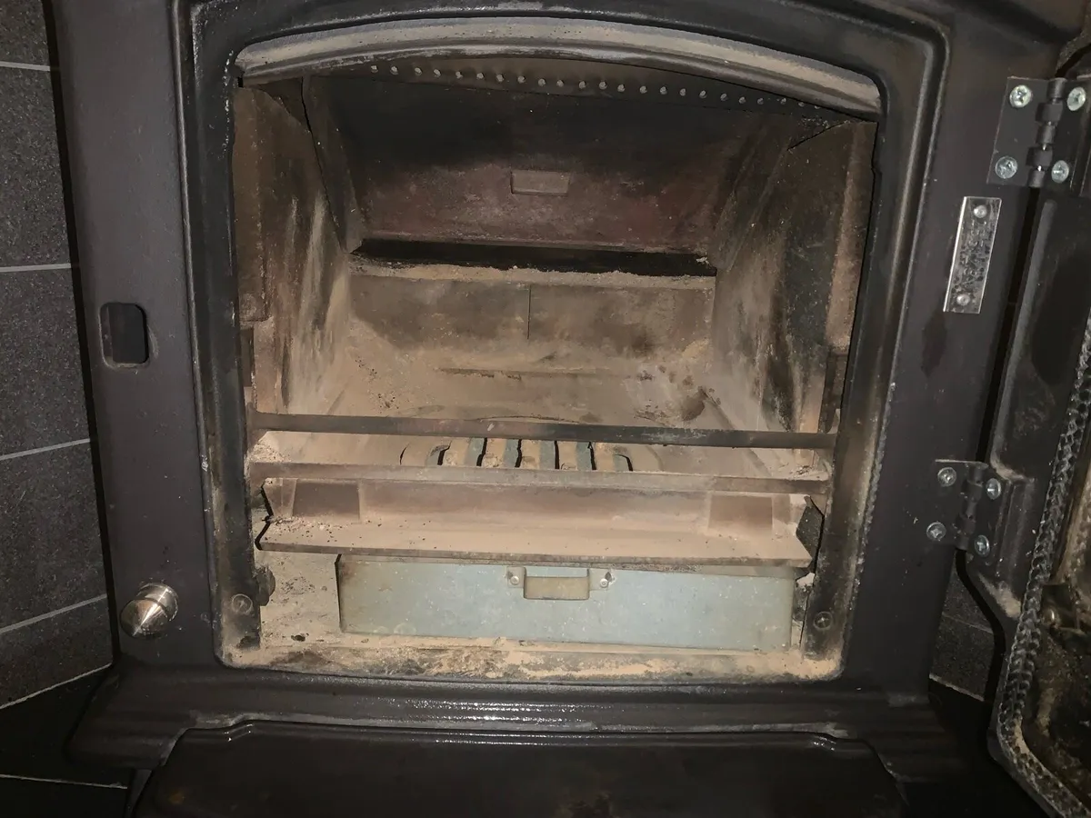 Wood burning stove - Image 2