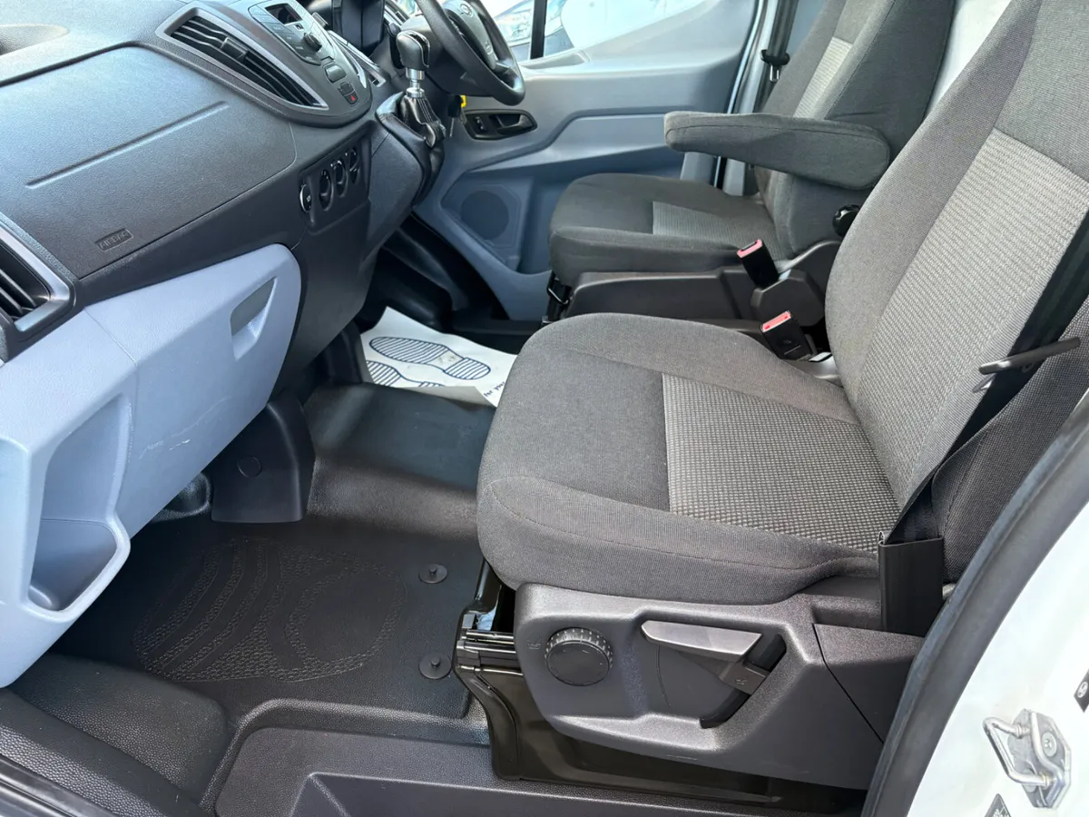 Front single seats Transit Camper - Image 2