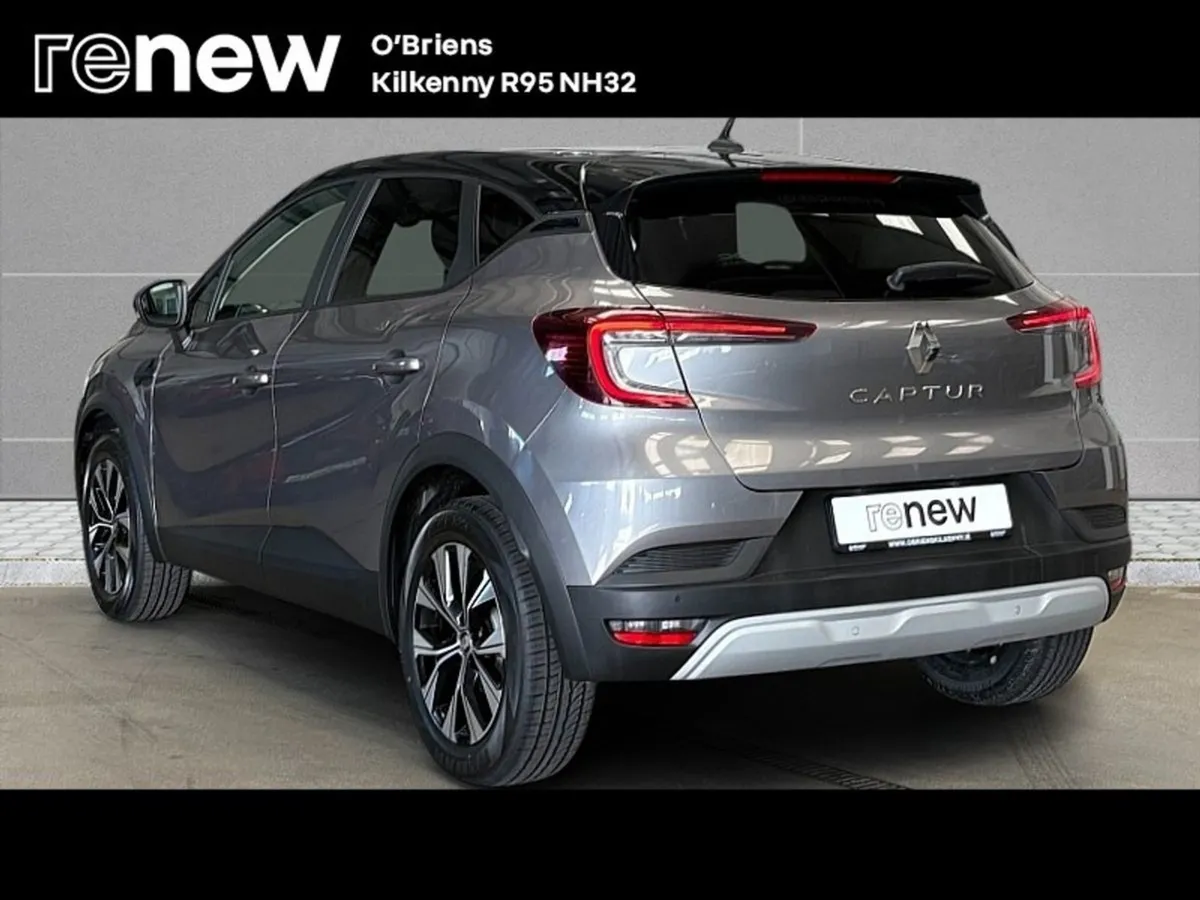 Renault Captur TCe 90 Evolution - Image 3
