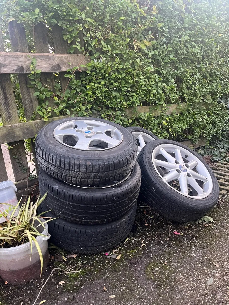 Alloy wheels with tires - Image 3