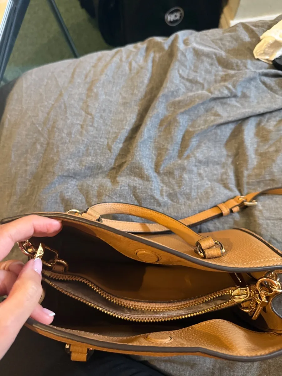 Michael Kors handbag - Image 3