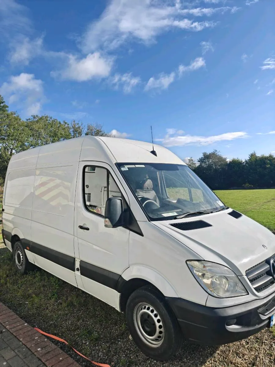 Mercedes sprinter - Image 2