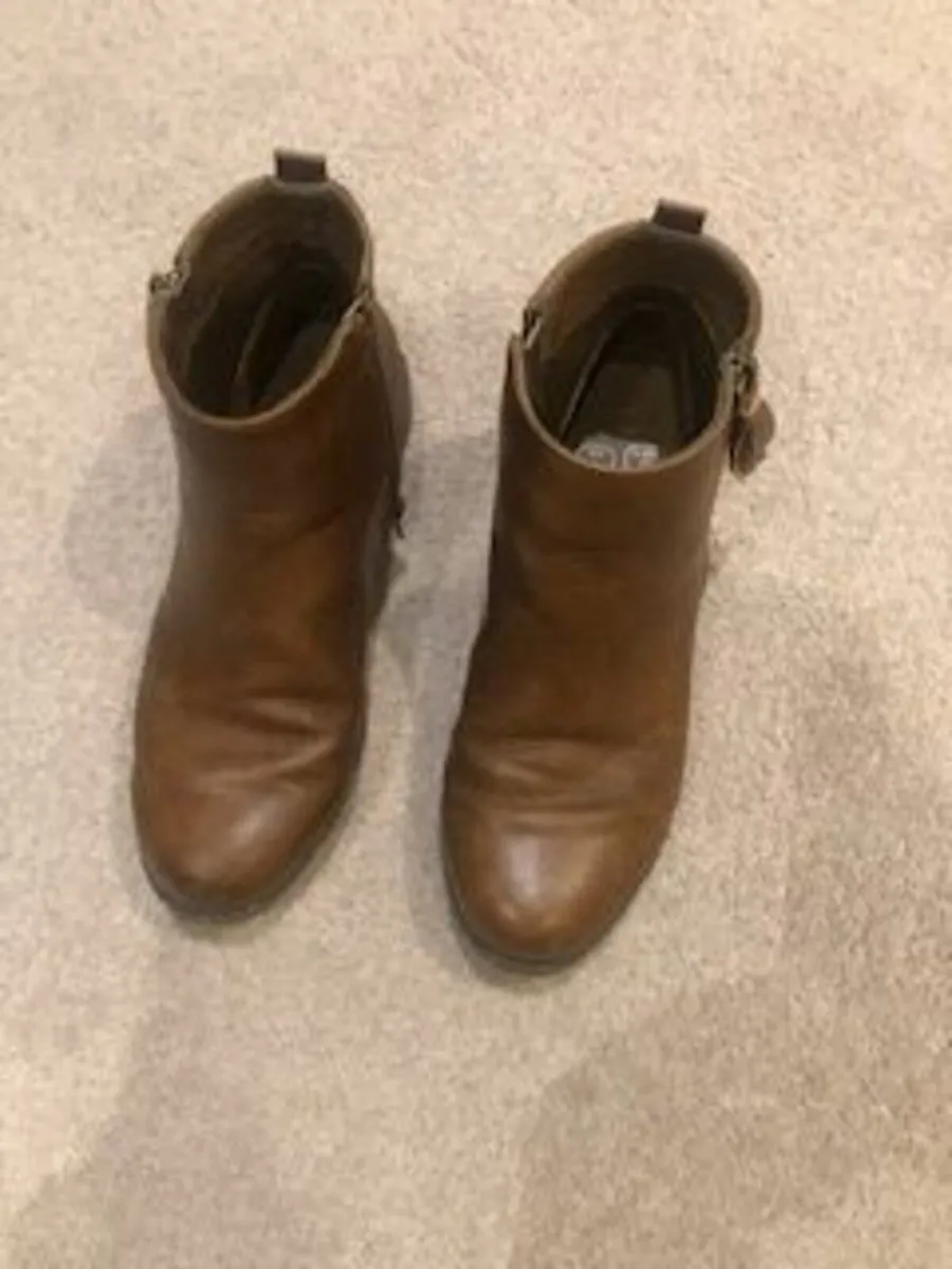 Girls Tan Boots - Image 1