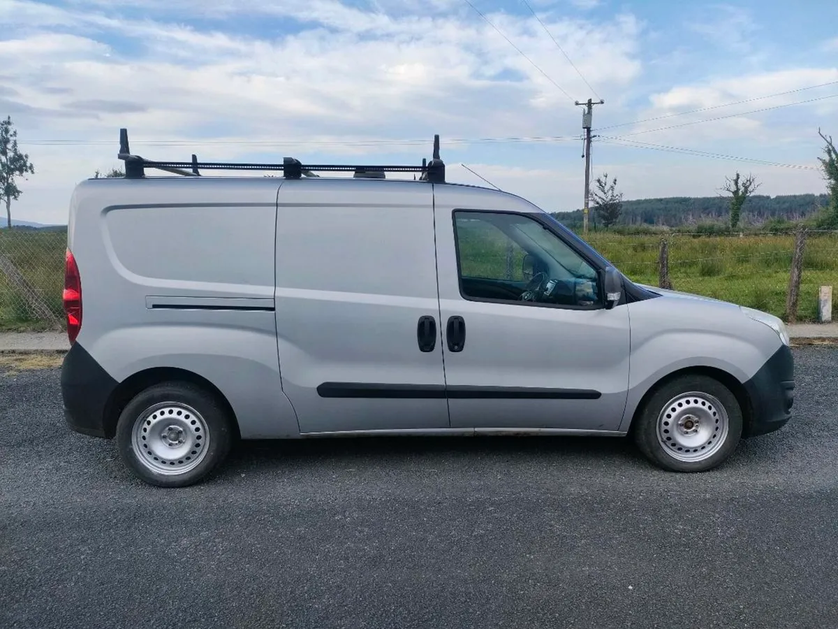 Vauxhall Combo - Image 3