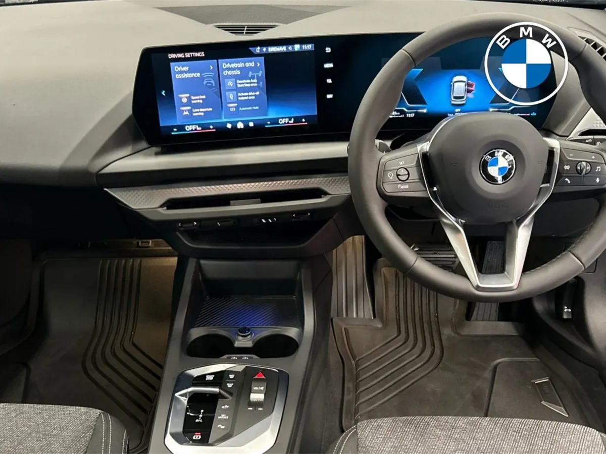 BMW 1 Series 120 Sport - Image 4