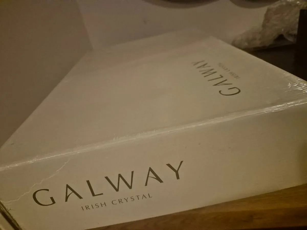 Galway Crystal Wine glasses - Image 2