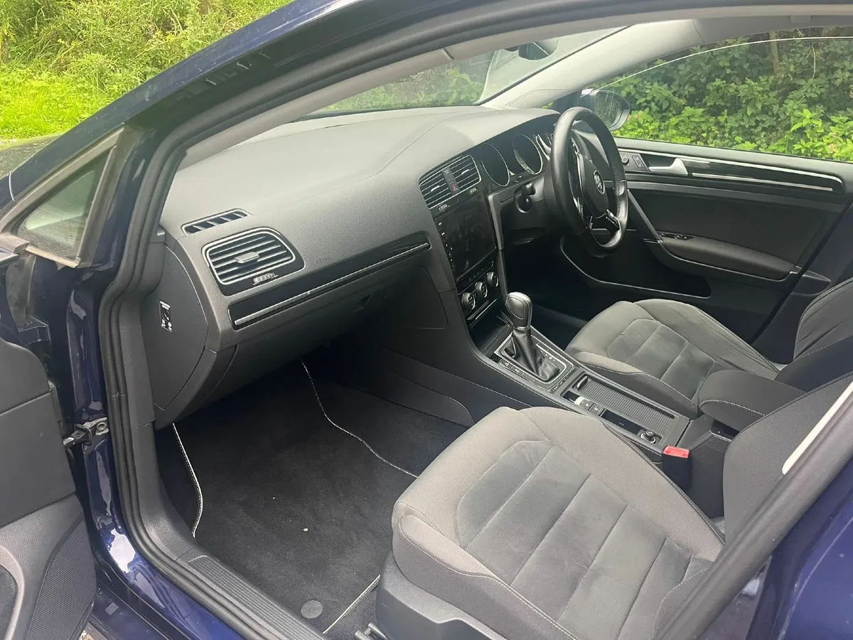 Volkswagen Golf 2017 - Image 1