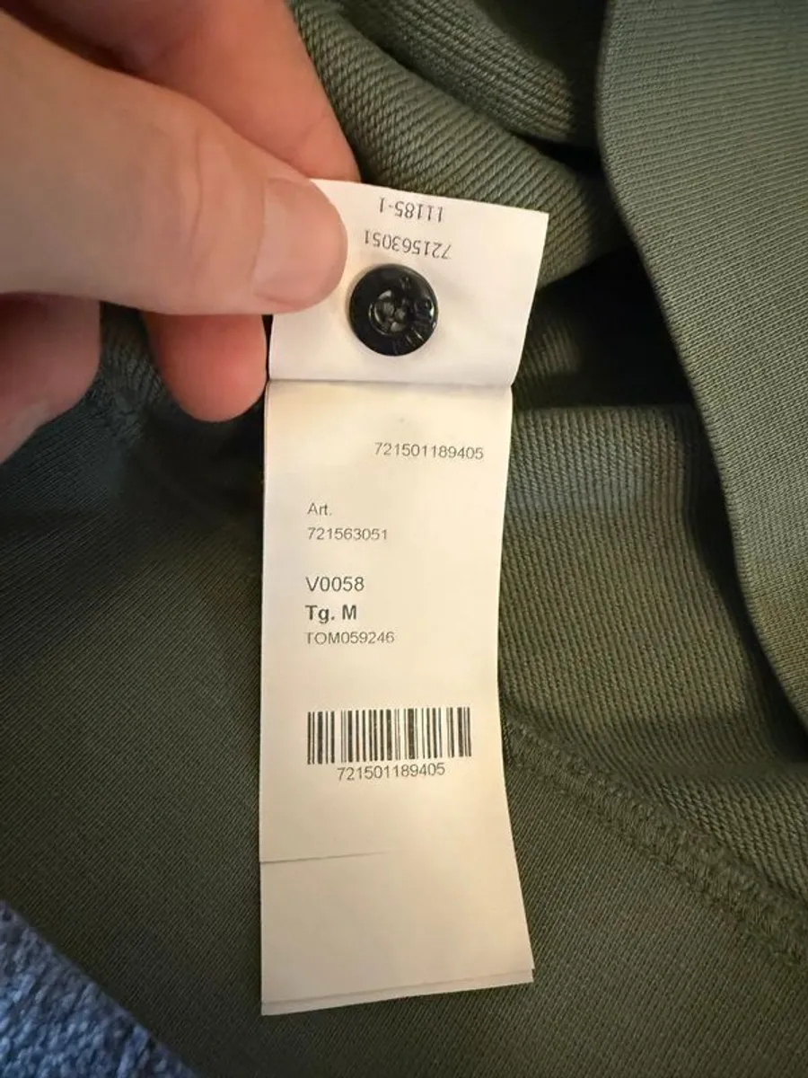 Stone island - Image 2