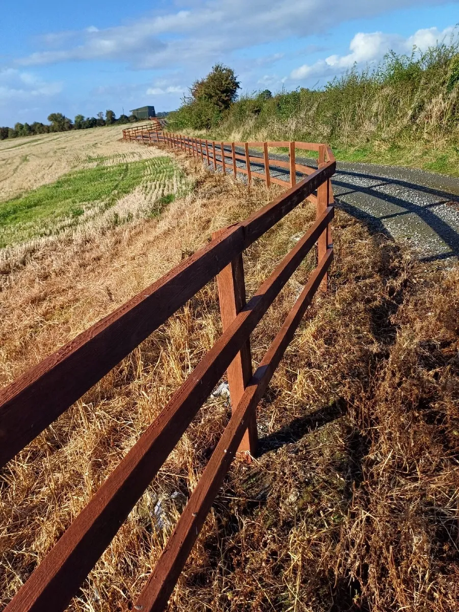 Rail Posts For Sale - 220m - Image 4
