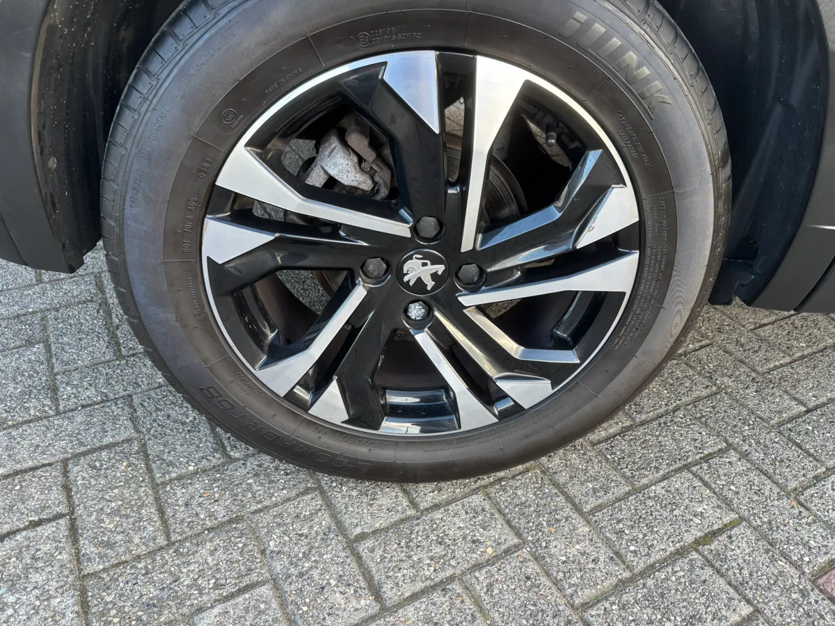 2021 Peugeot 2008 Allure 1.2 - Image 4