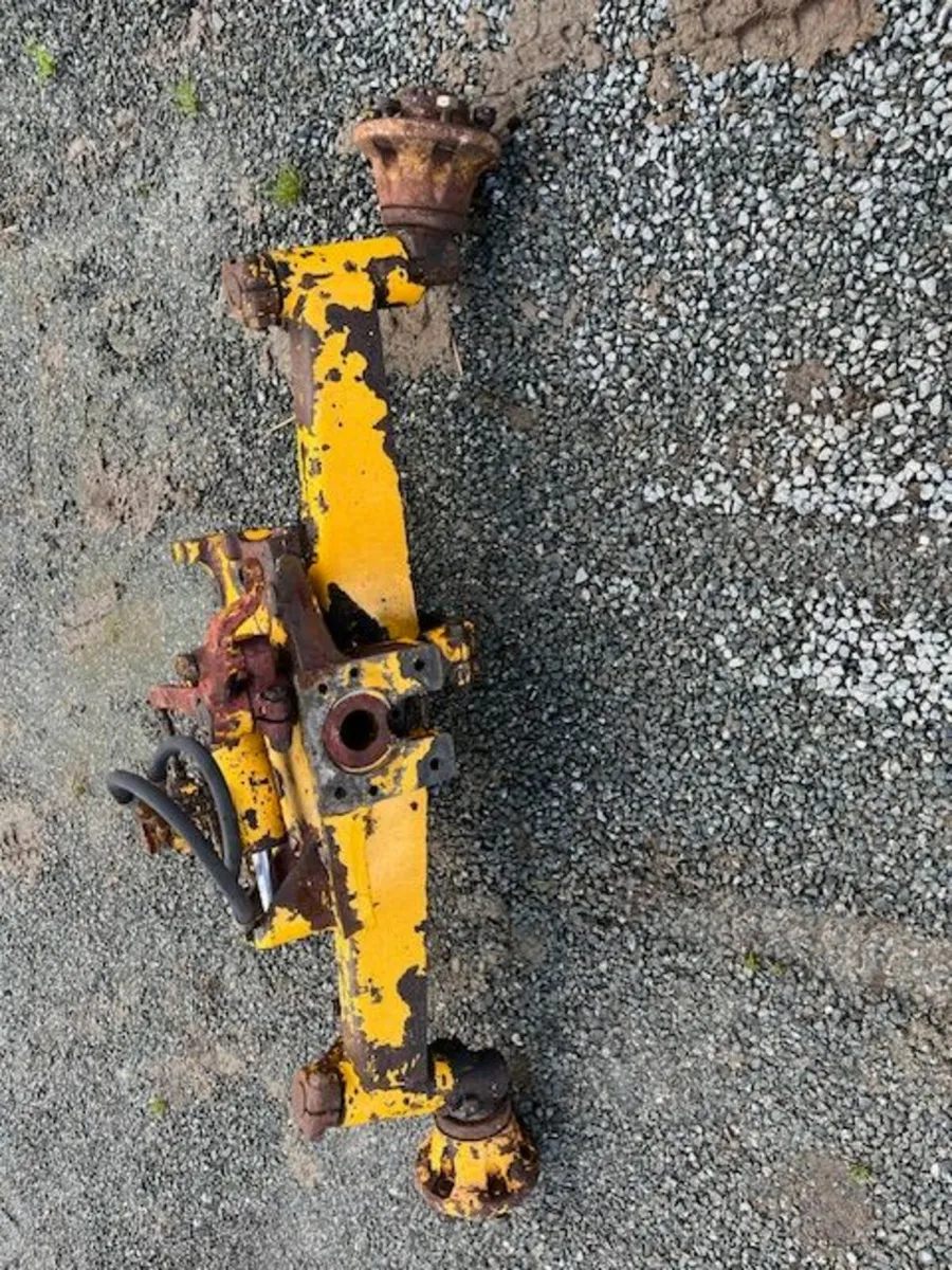 Front Axle suit MF 50B etc - Image 1