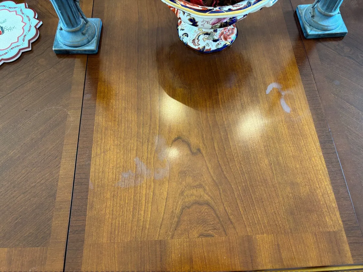 Dining Table & chairs - Image 4