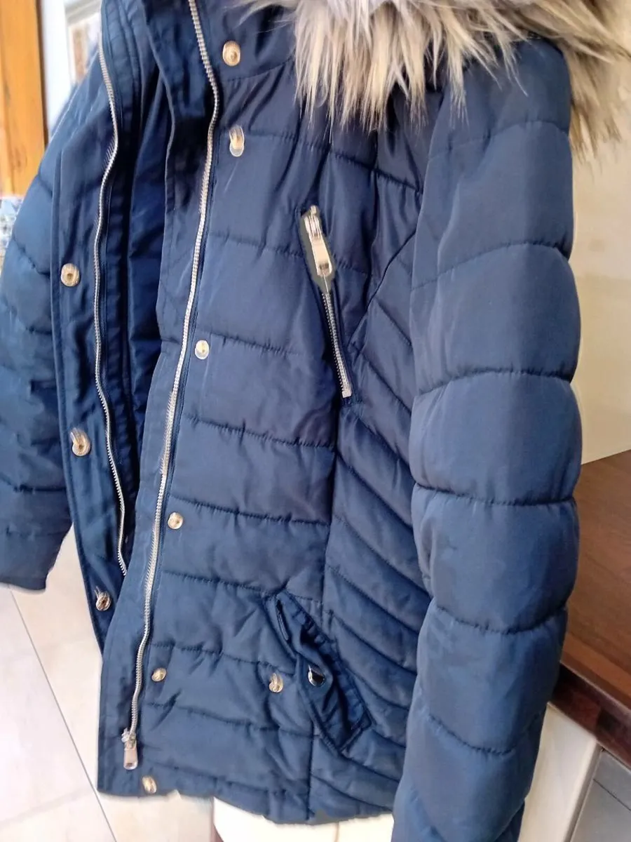 LADIES JACKET AS NEW - Image 3