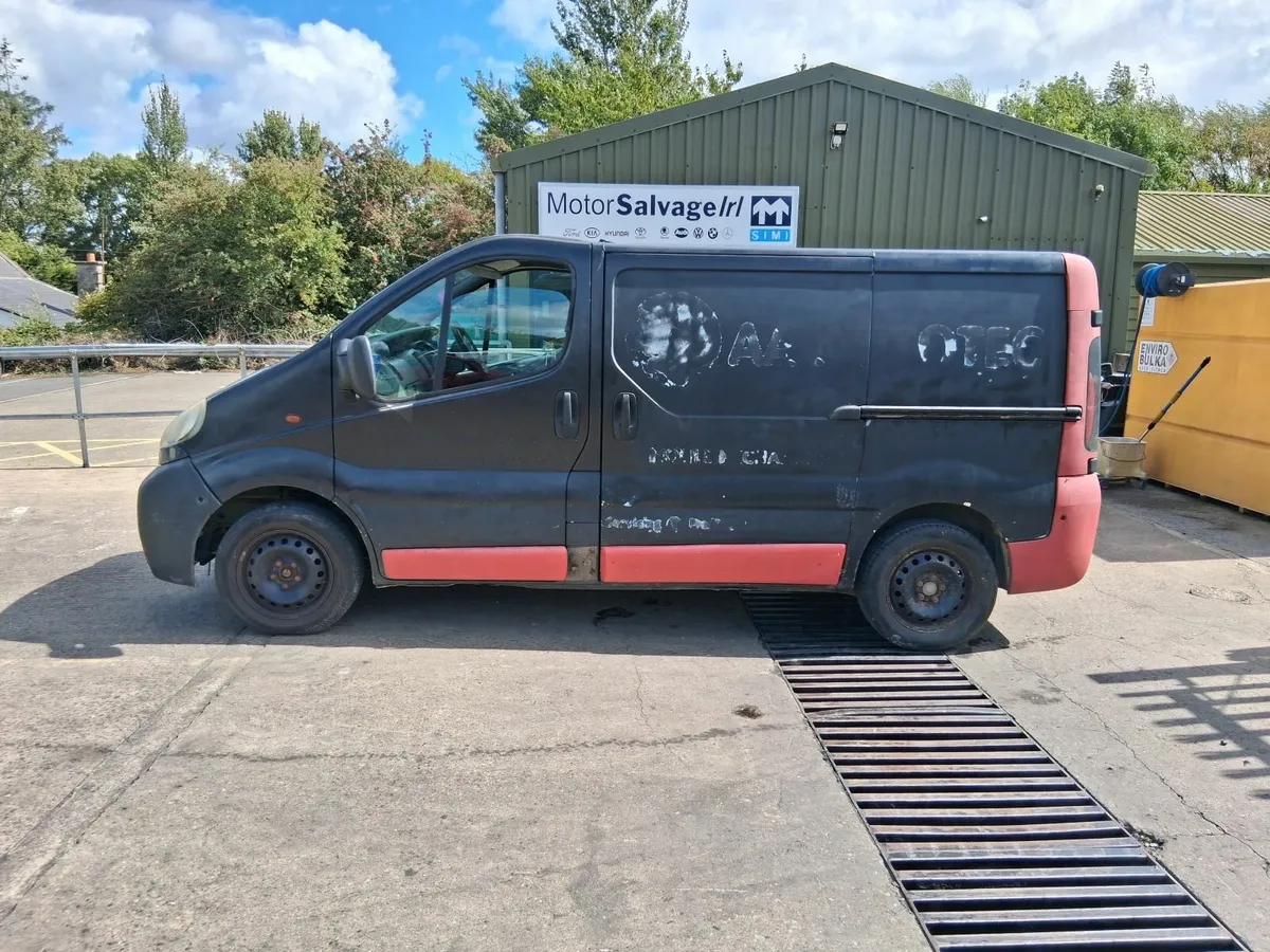 02 VIVARO 1.9 /08 KUBISTAR 1.5 d (for parts only) - Image 4