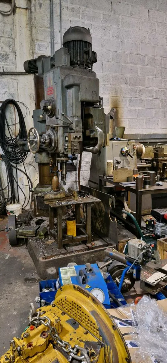 Engineering machinery / machine shop - Image 2