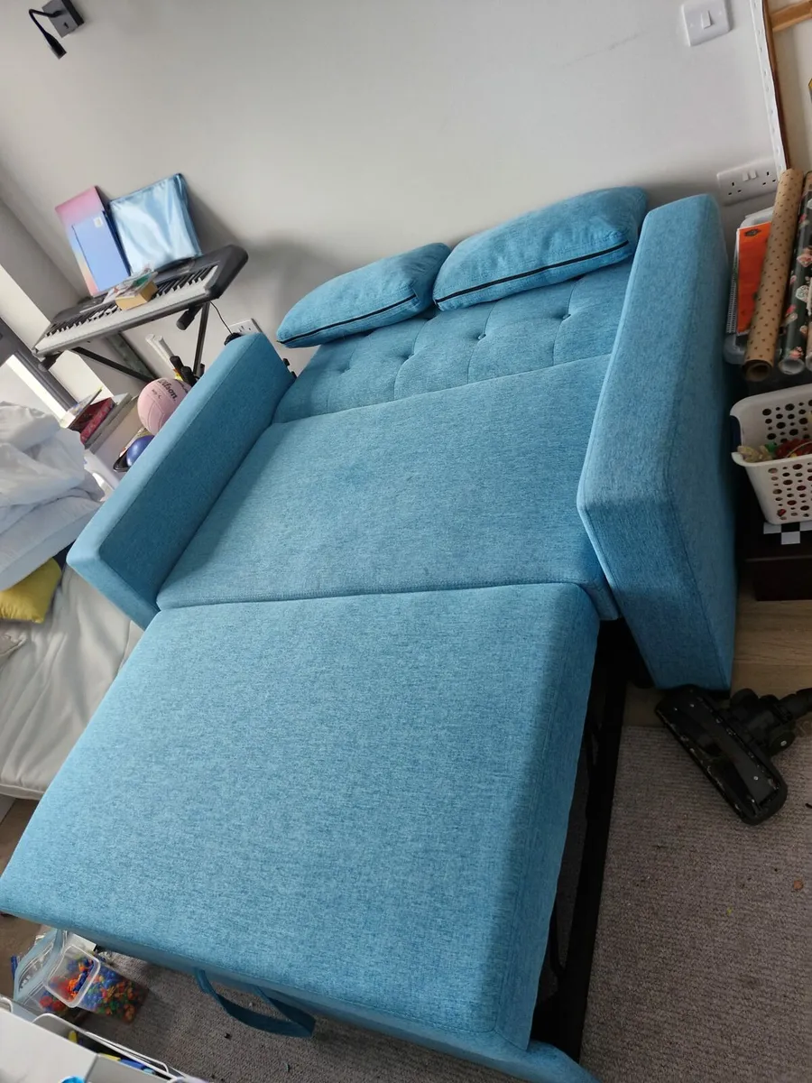 2 seater sofa bed - Image 2