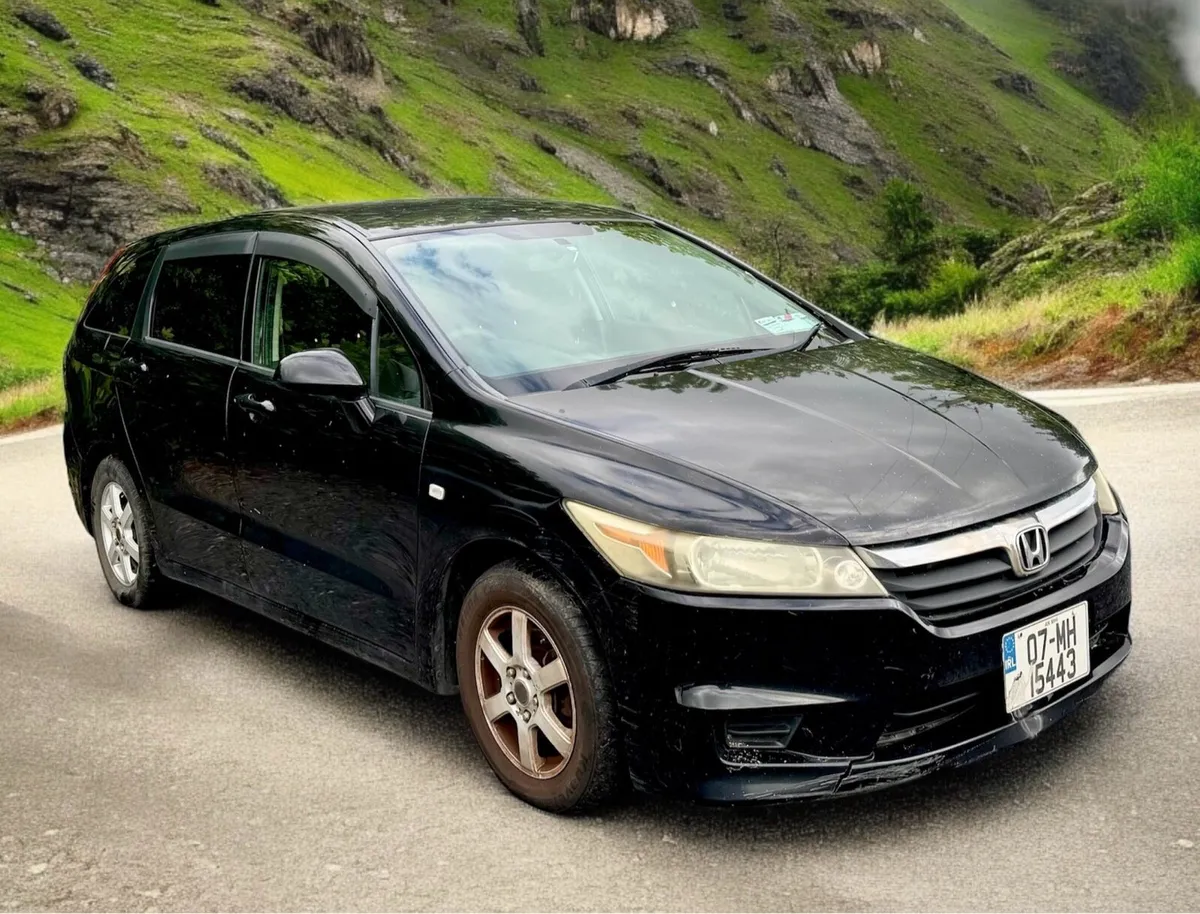 Honda Steam RN6 1.8 Auto For Breaking