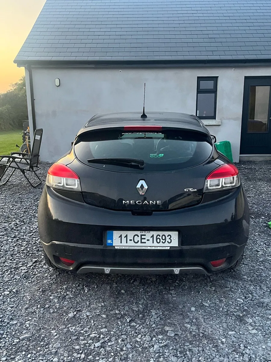 Renault megane 2011 gt line coupe - Image 3