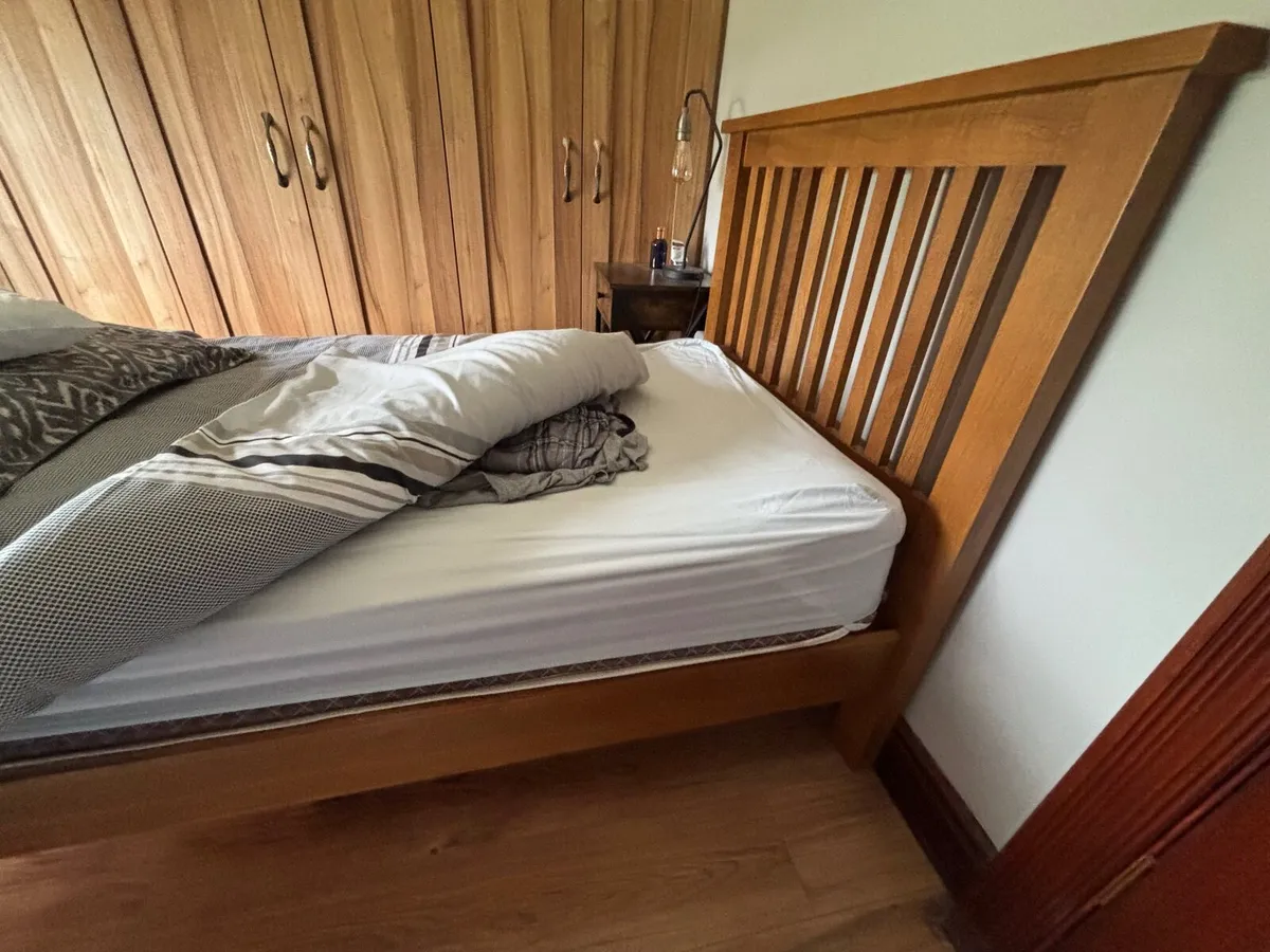 2 Single Beds - Image 3