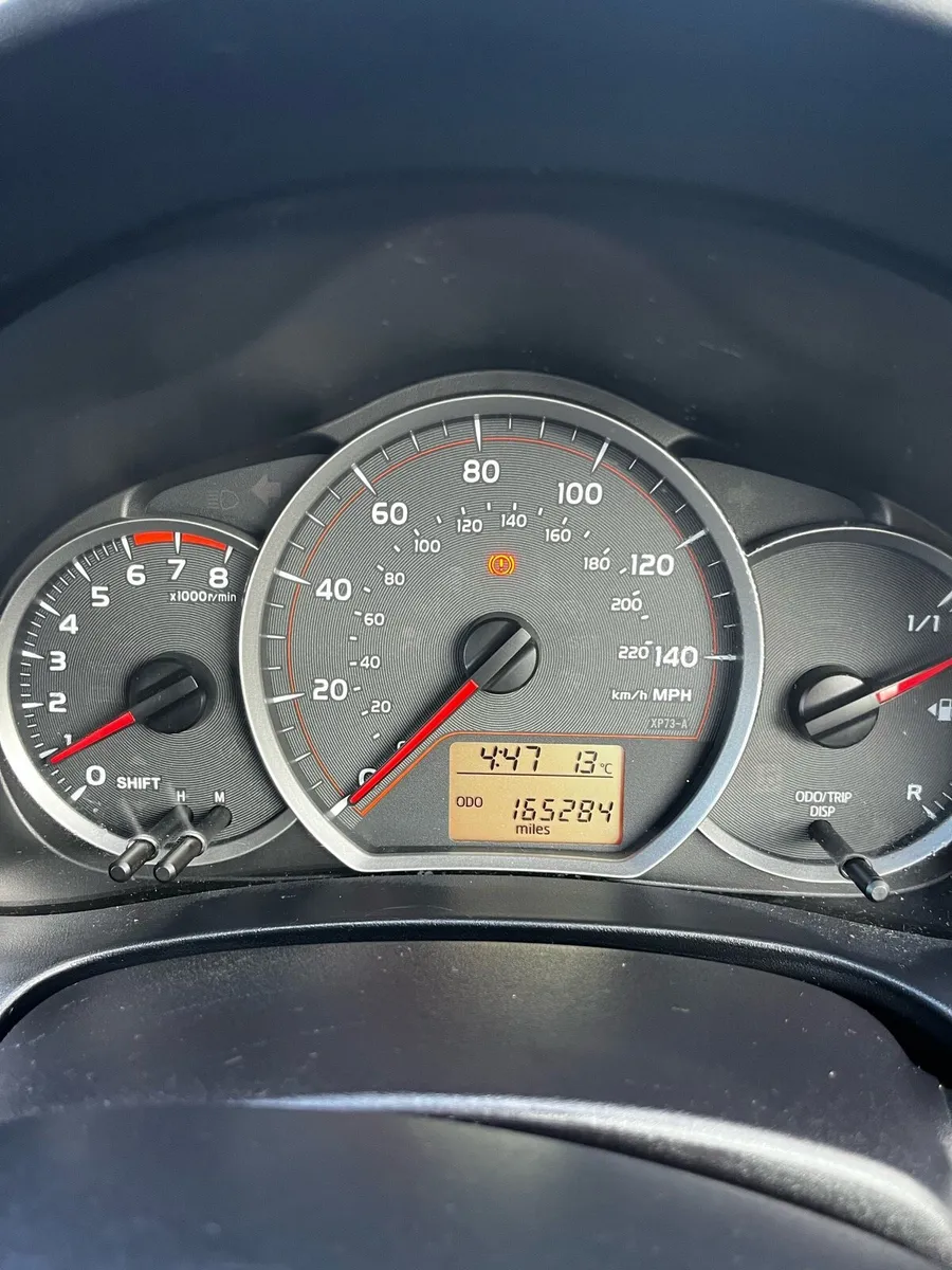Toyota Yaris 2013 - Image 4