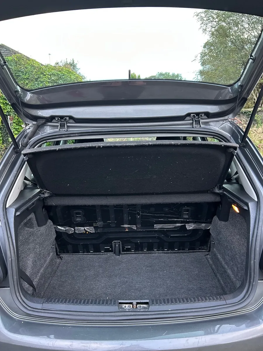 Volkswagen Polo 2012 - Image 4