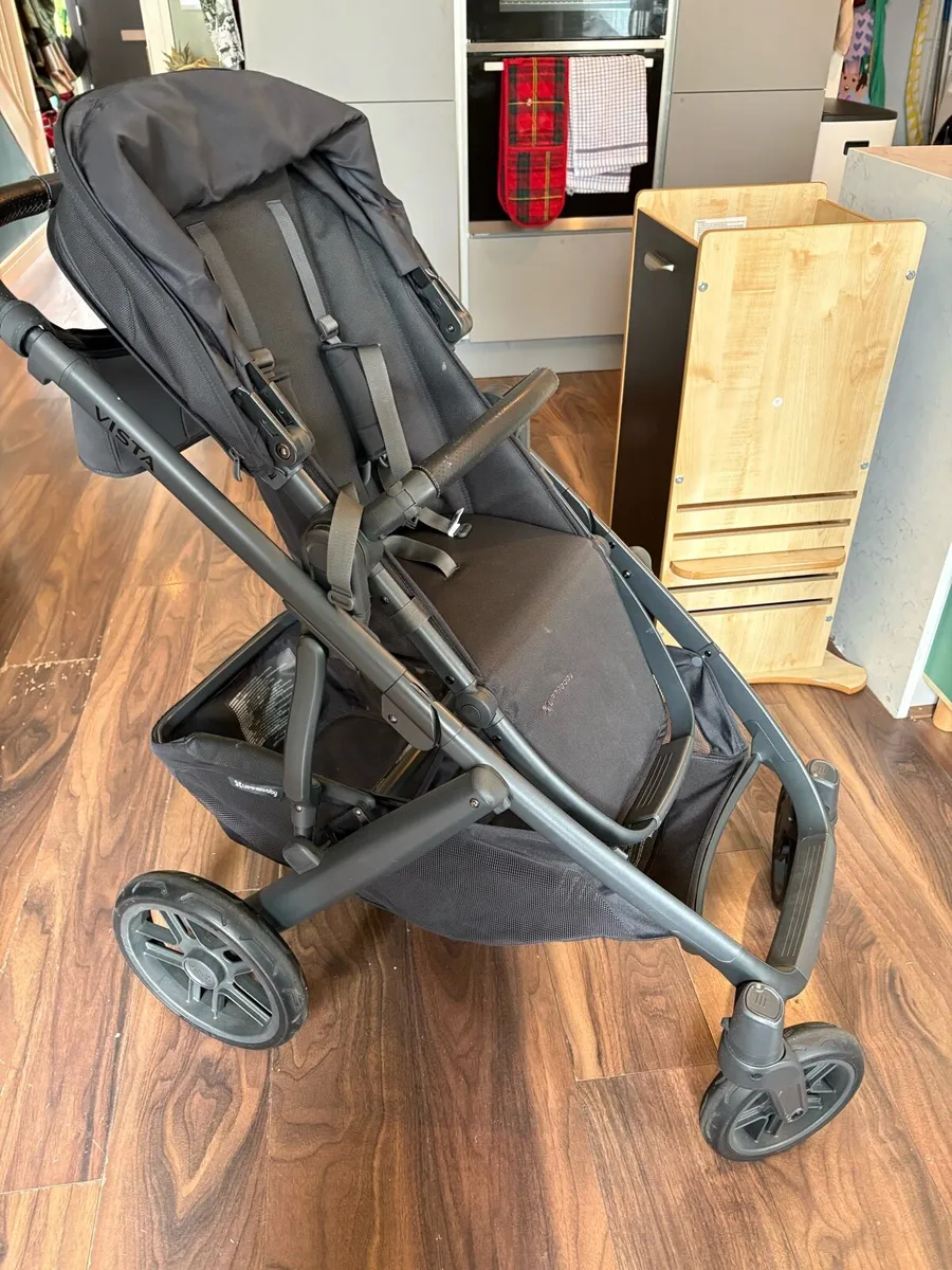 Uppababy Vista V2 - Image 1