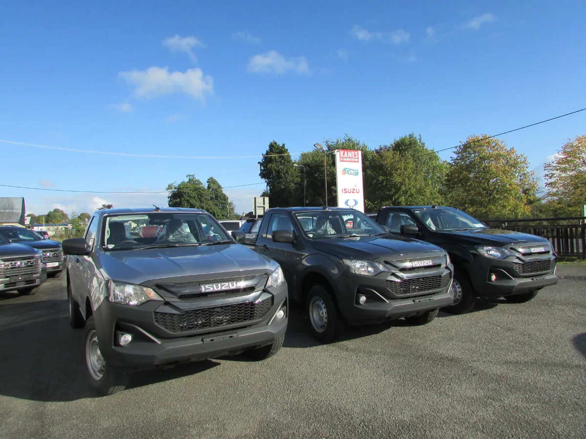 New Isuzu Dmax Pick Up - Image 1