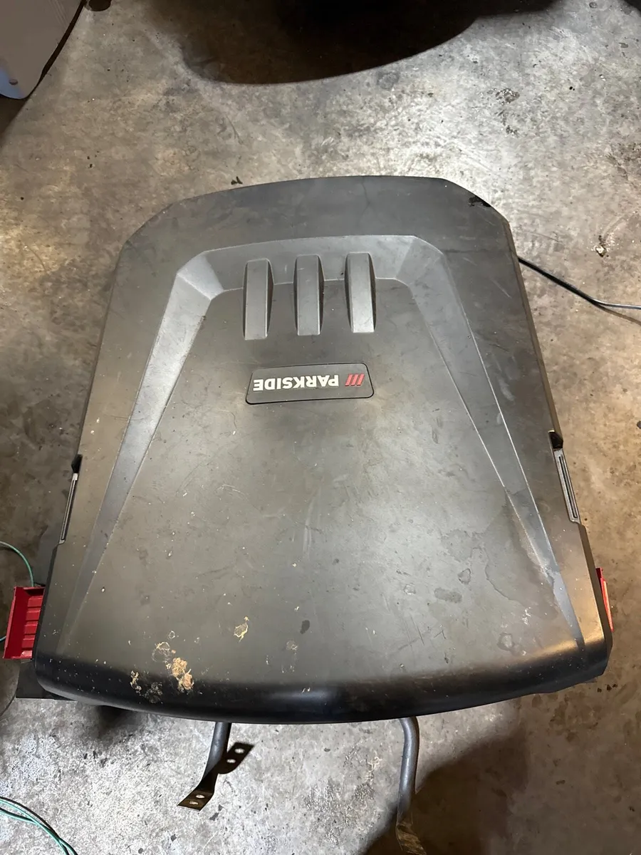 Lawnmower - Image 2