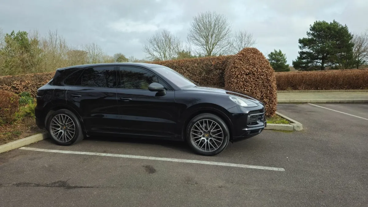 Porsche Cayenne 2019 - Image 4
