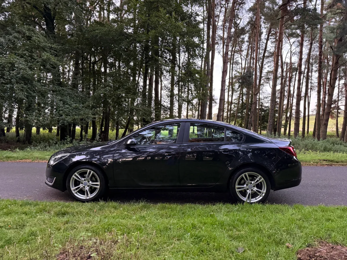 Opel Insignia 2015 Diesel - Image 4