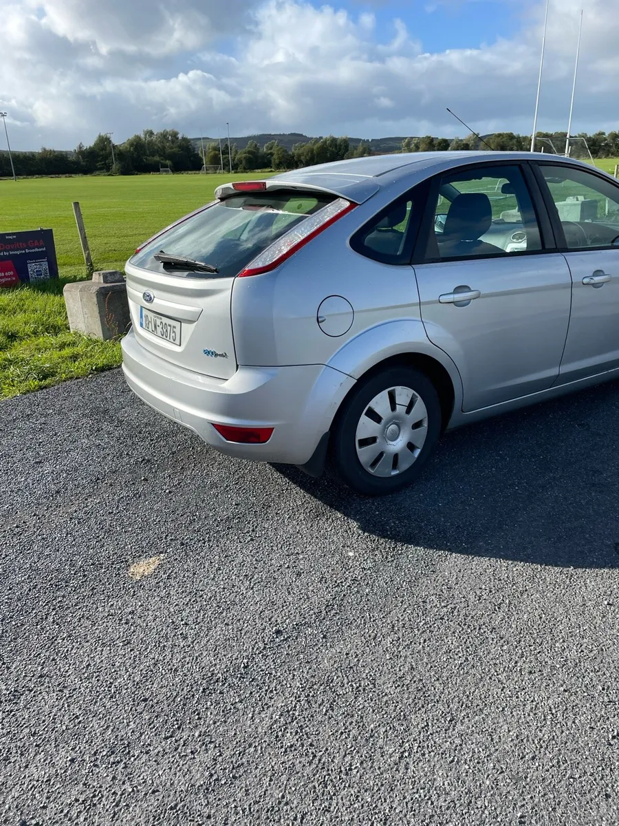 Ford Focus 2010 - Image 1