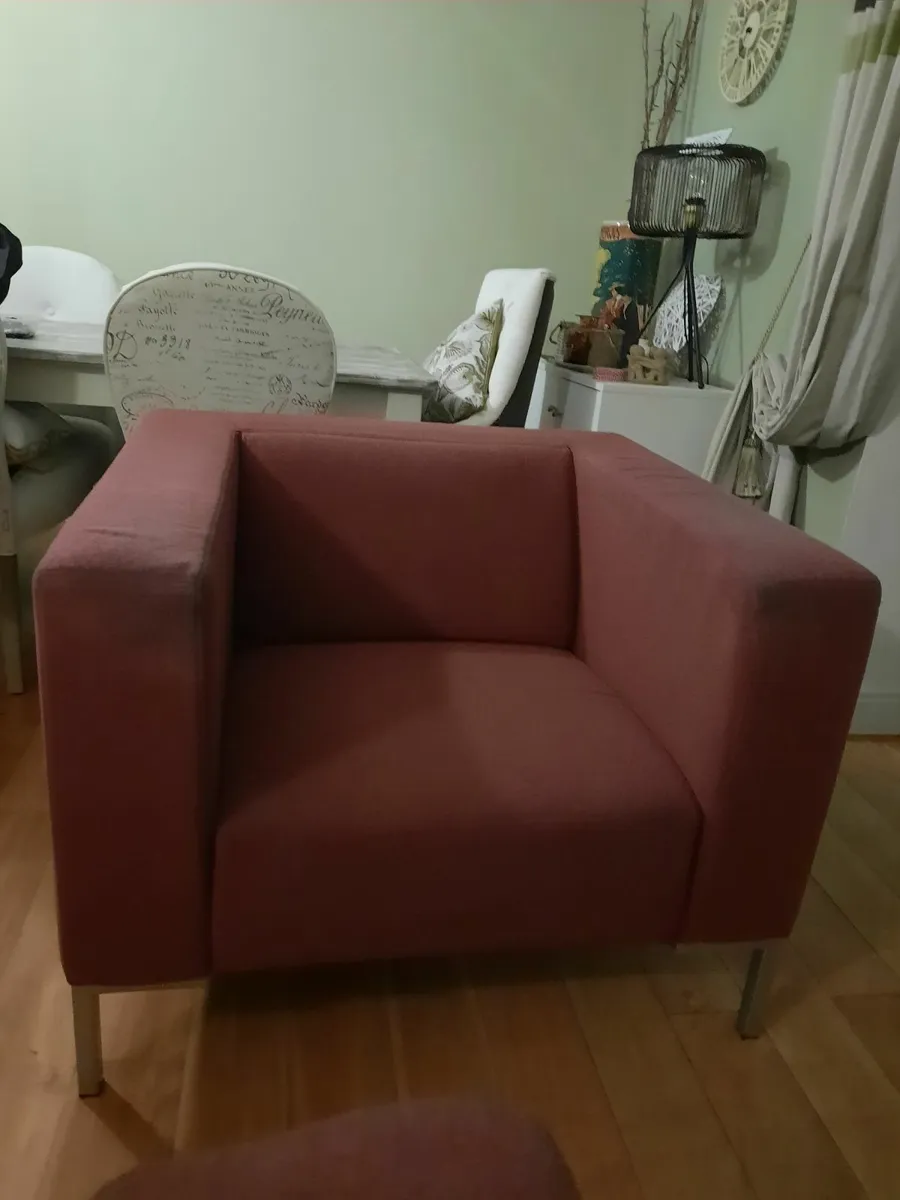 Living Room Chairs x 2 - Image 1