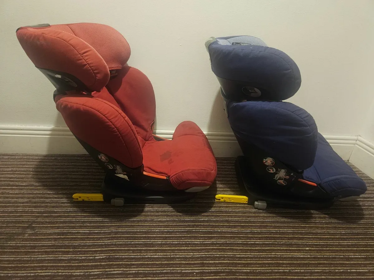 Car seat - Image 2