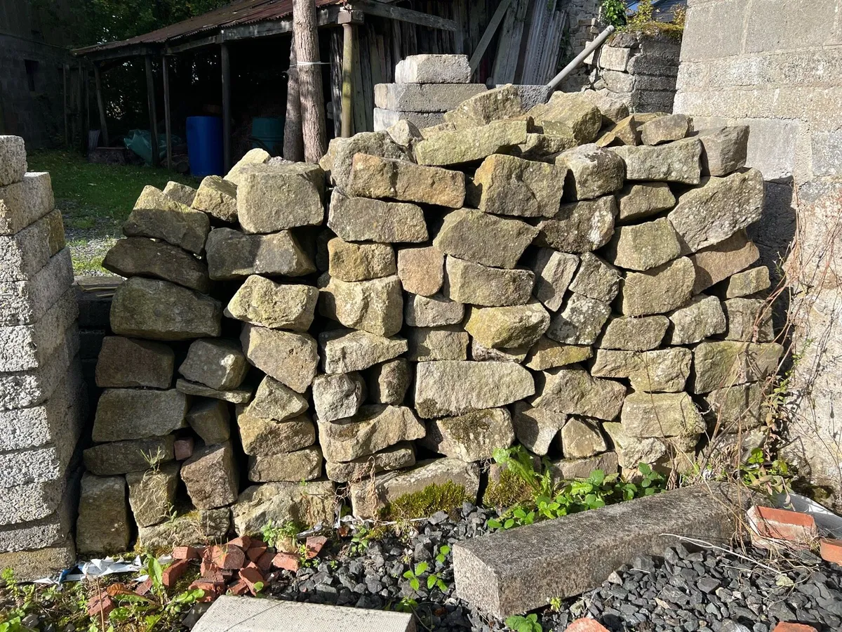 Granite blocks - Image 1