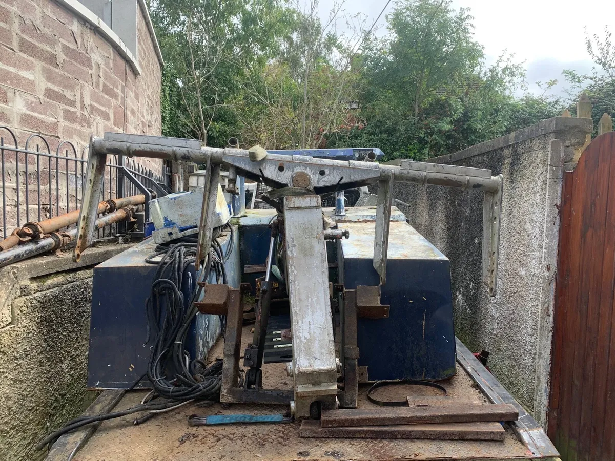 Recovery spec lift body/tow truck repo unit equipm - Image 1