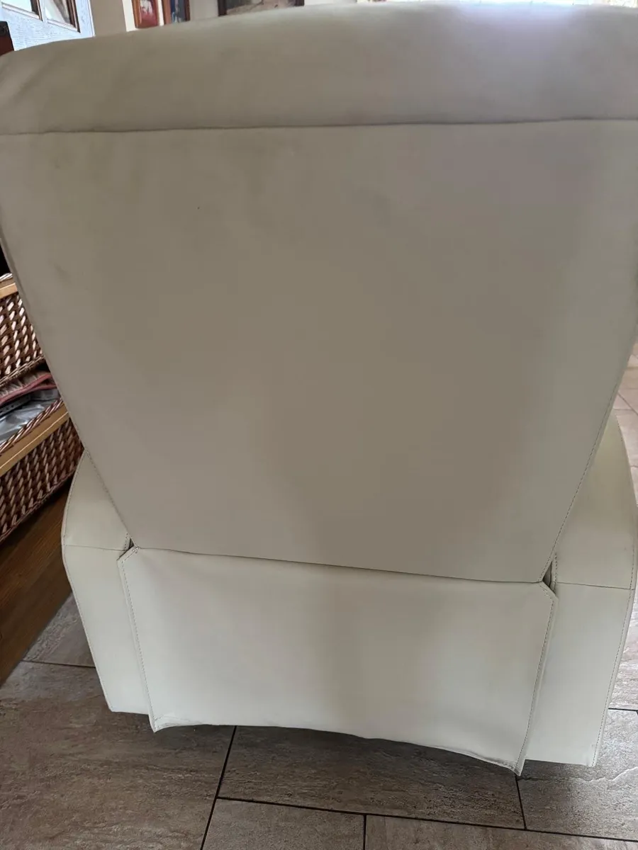 Ramsey Faux leather recliner chair - Image 4