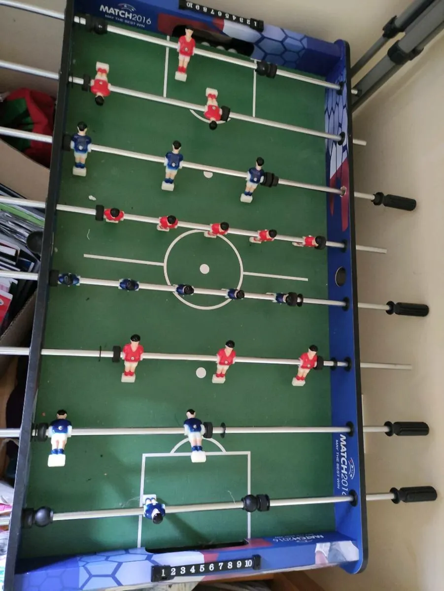 Football table - Image 1