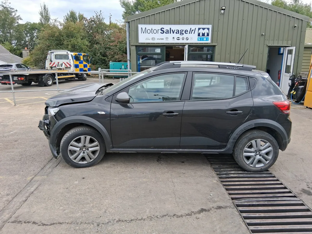 2023 DACIA SANDERO 1 LRT PERTOL (for parts only) - Image 1