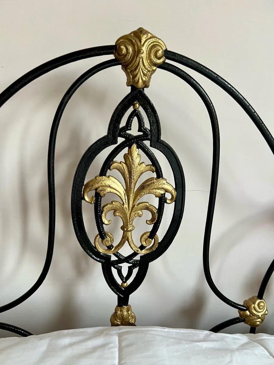 Antique double bed frame and mattress - Image 3